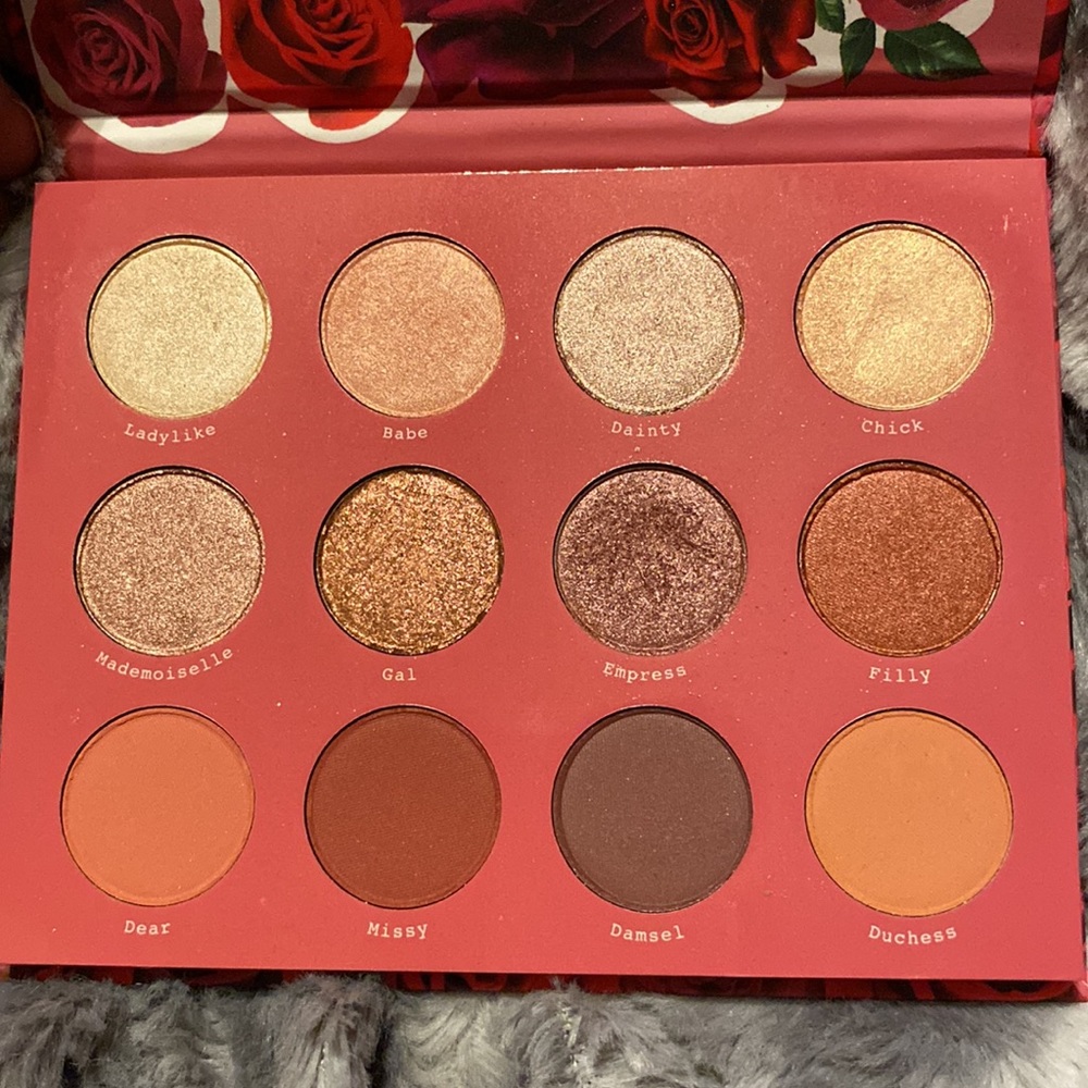 Colourpop fem Rosa she eyeshadow palette - Picture 2 of 2